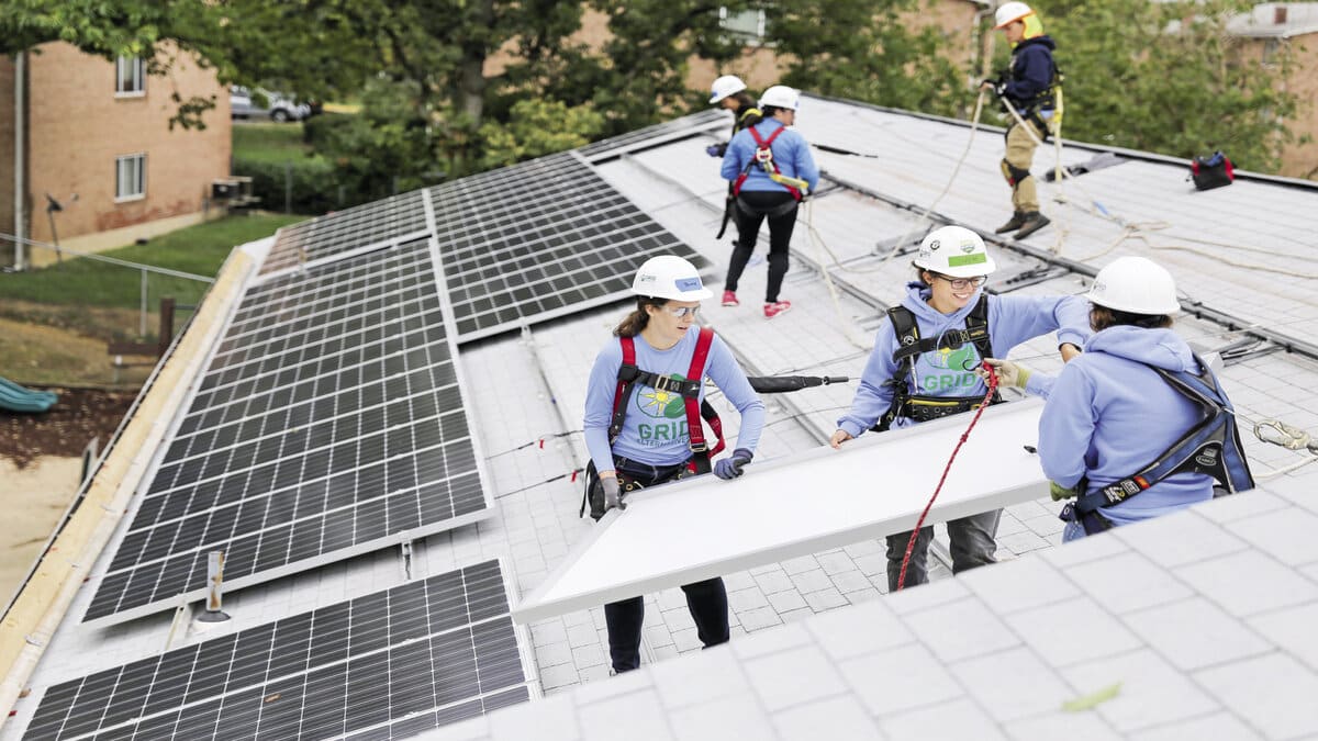Nextracker e a Solar Energy International anunciam programa global exclusivo para mulheres ingressarem no mercado de energia solar