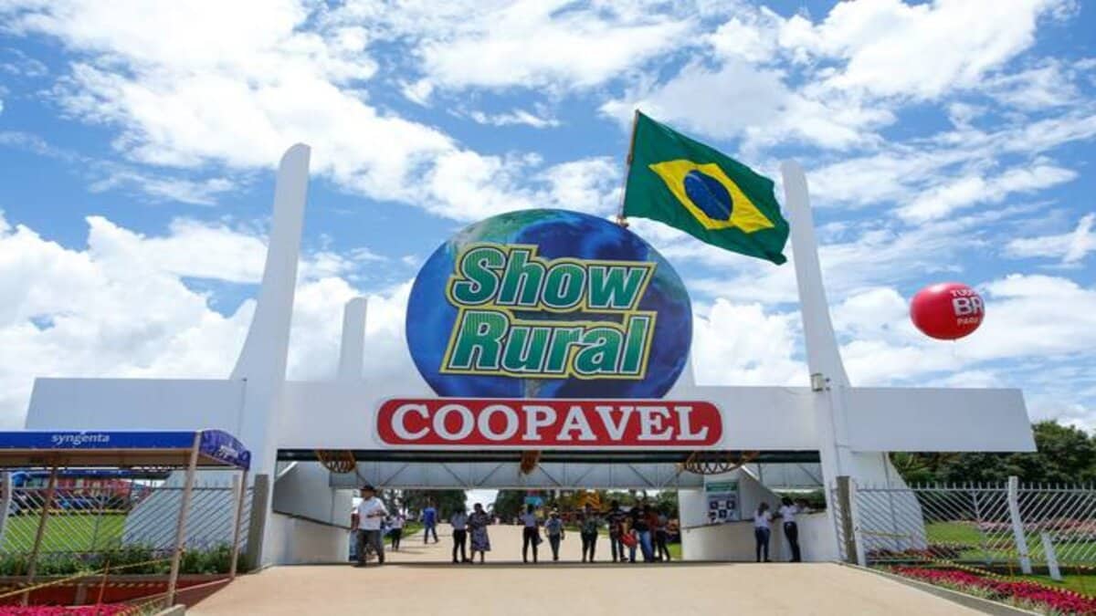 O Show Rural, que ocorreu em Cascavel, contou com a assinatura de diversos contratos para a produção de energias renováveis como a energia solar, o biometano e o biogás 