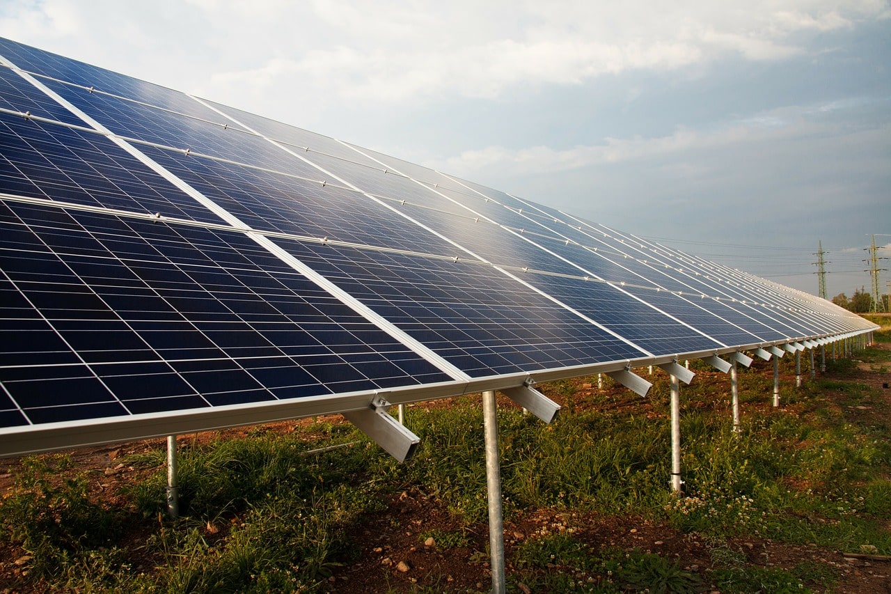 A Cemig está avançando no seu projeto de energias renováveis e anunciou a abertura de propostas para a instalação de usinas de energia solar de grande porte no estado de Minas Gerais 